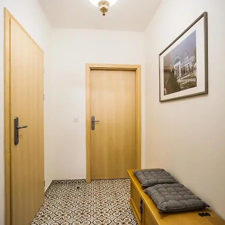 Karlovarska Apartment