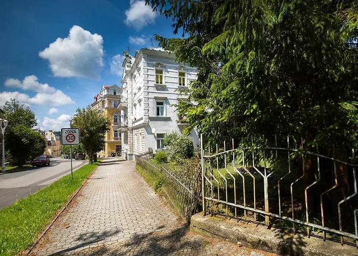 Karlovarska * Mariańskie Łaźnie